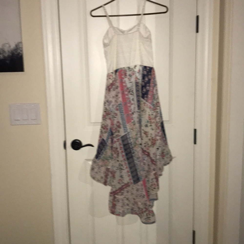 Spring dress - Picture 2 of 2